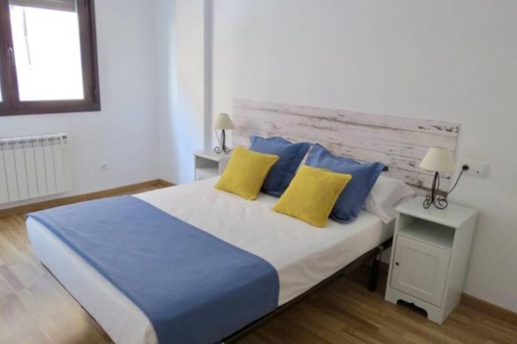 Apartamento Siente Sobrarbe En Aínsa Εξωτερικό φωτογραφία